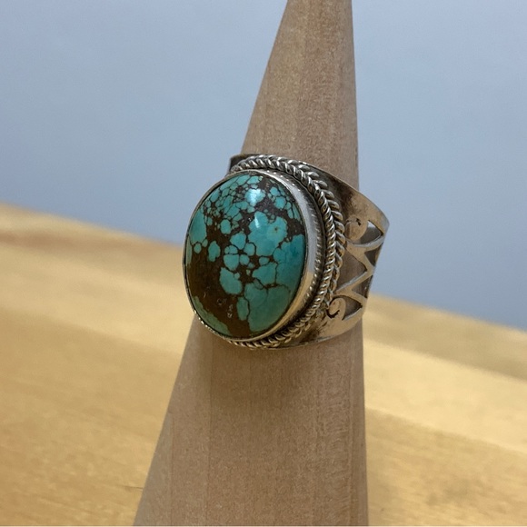 Sterling Silver Turquoise Ring - Picture 6 of 10